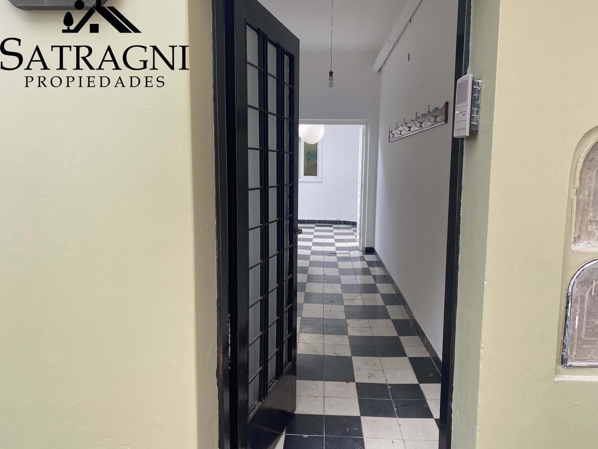 Foto de VENTA Casa c/ Local Calle Pje Italia y Ruta 215 Brandsen, imagen 5