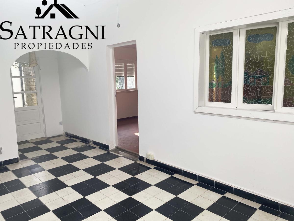 Foto de VENTA Casa c/ Local Calle Pje Italia y Ruta 215 Brandsen, imagen 1