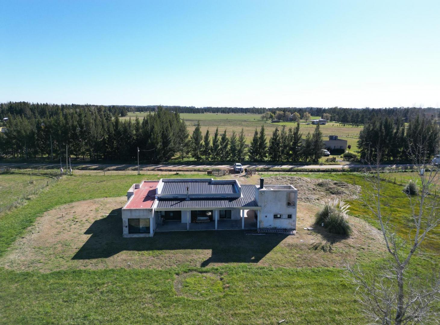 Foto de VENTA Casa 5 Amb en Estancia Las Malvinas Brandsen, imagen 1
