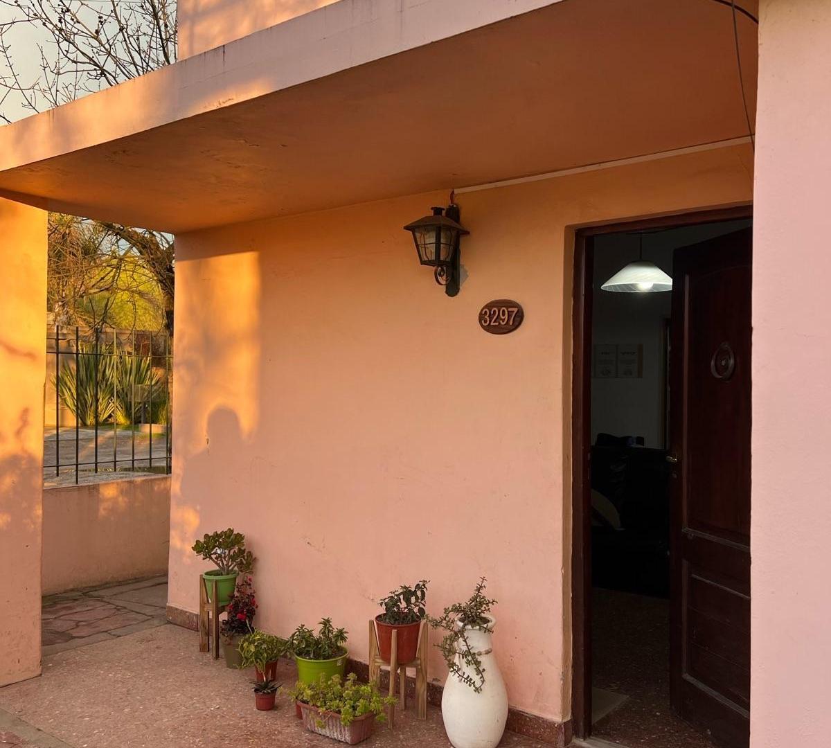 Foto de Venta Casa 3 ambientes Brandsen, imagen 1
