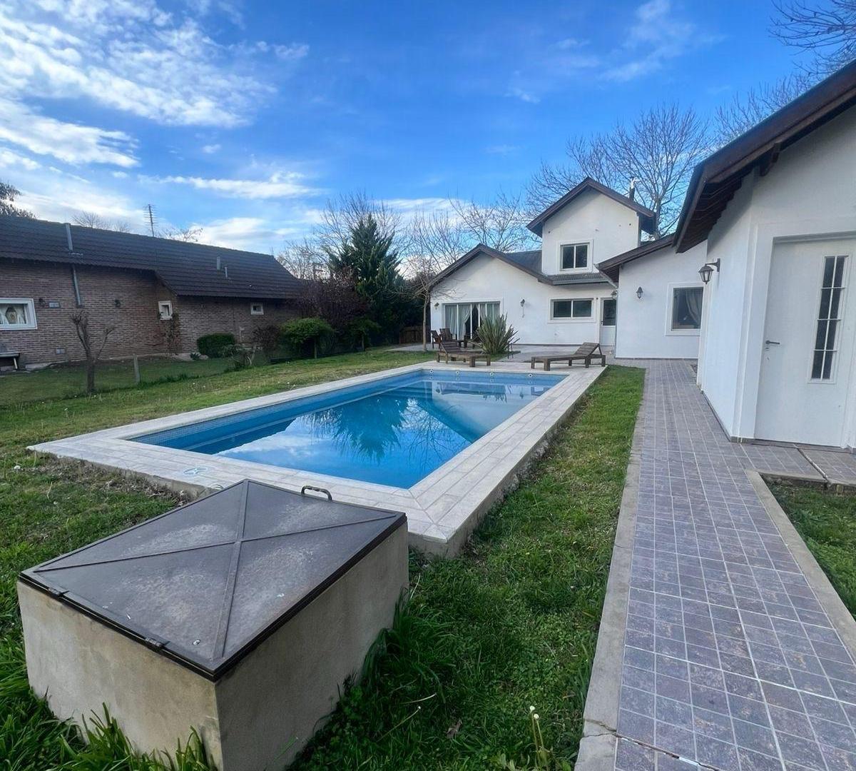 Foto de ALQUILER Casa en Barrio Cerrado P. de las Naciones GUERNICA, imagen 1