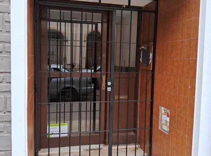 ALQUILO Dpto 2 dorm Santiago del Estero esquina Rosario de Santa Fe 5