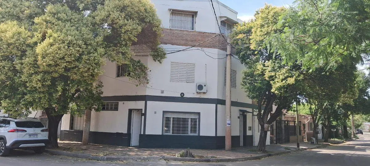 Vendo dpto 3 dorm en B° Alta Córdoba 3