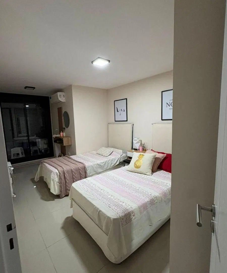 Vendo dpto 2 dorm 2 baños cochera en Reggia 6 Nueva Cordoba 5