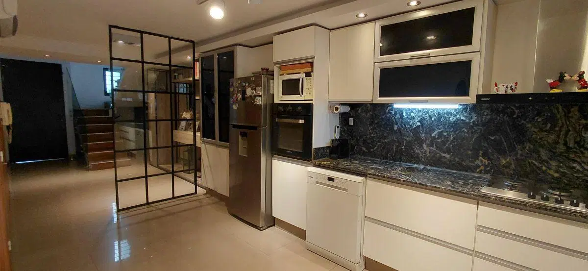 Vendo Duplex en B° Nuevo Jardín, 3 dorm, 3 baños, quincho y pileta 4