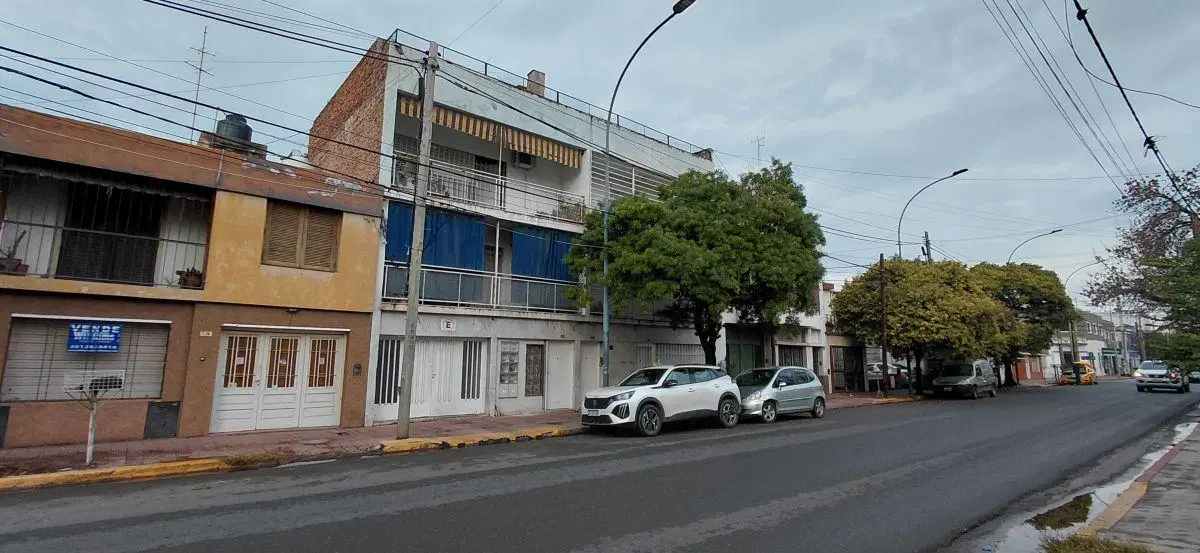Vendo semi piso 3 dorm Alto Alberdi 3