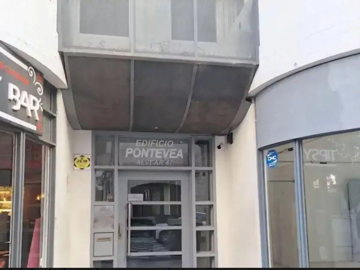 Vendo dpto 1 dorm en Alvear 47, Centro 3