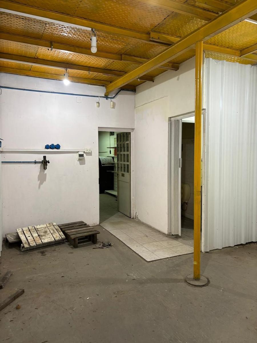 Foto de Deposito en Dr. Jose Ignacio de la Rosa al 7000, imagen 5