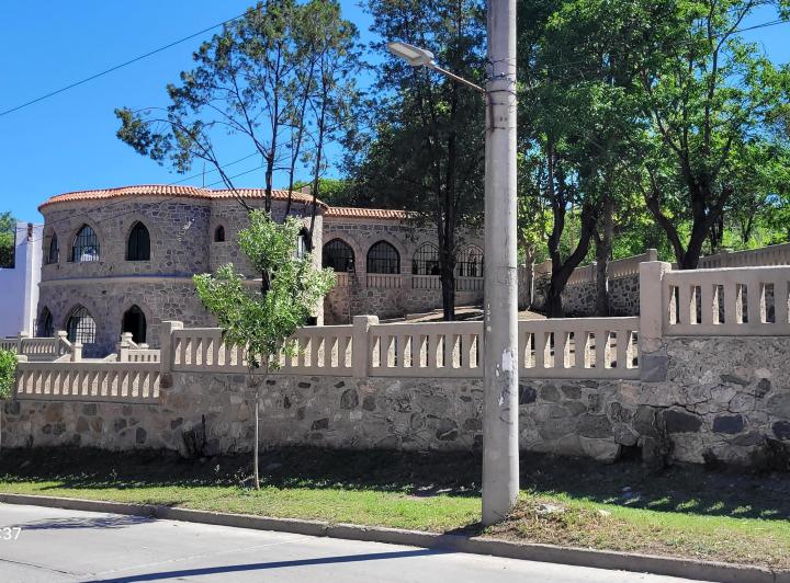 CASTILLO DE PIEDRA, HOSTERIA HISTORICA, DUEÑO VENDE 4