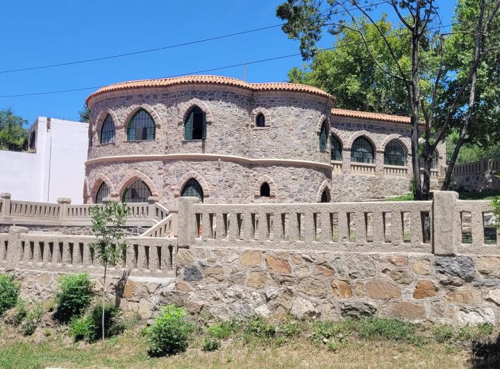 CASTILLO DE PIEDRA, HOSTERIA HISTORICA, DUEÑO VENDE 3