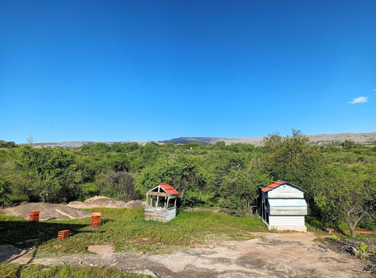 Foto de SE VENDE CASA CON IMPACTANTES VISTAS A LAS SIERRAS EN MINA CLAVERO, imagen 4