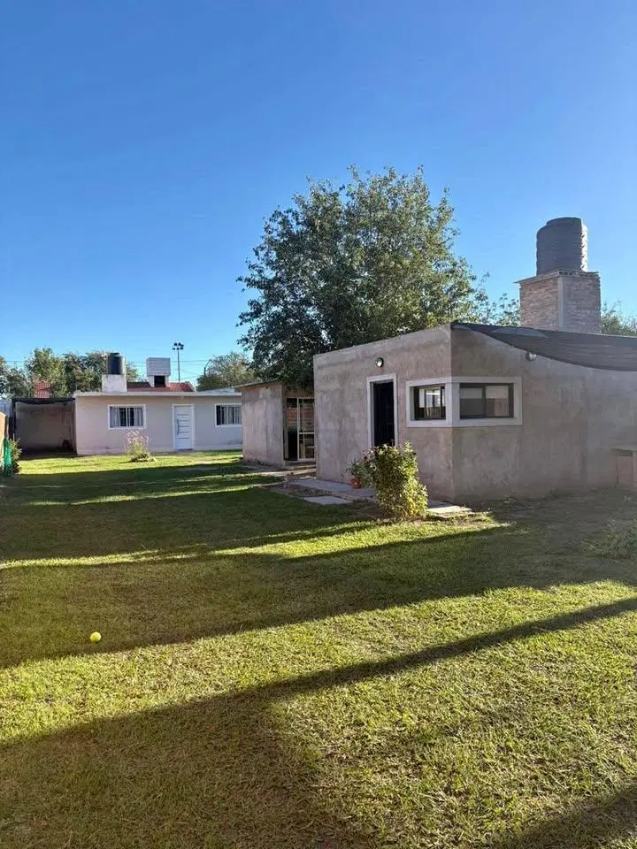 CASA + MONOAMBIENTE EN CURA BROCHERO | A 600 M DE LA PLAZA | TÍTULOS PERFECTOS 2