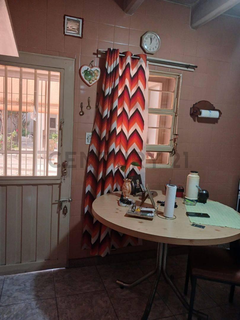 En Venta Casa 2 Dorm. Barrio Oña 2