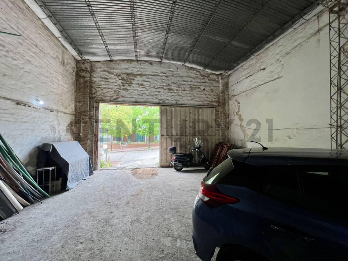 Venta Galpon + Casa 3 Dorm Barrio Parque Capital 2