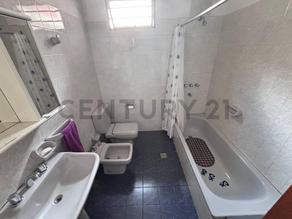 Casa en Venta 3 Dorm. Zona Norte - Apto Credito Hipotecario 4