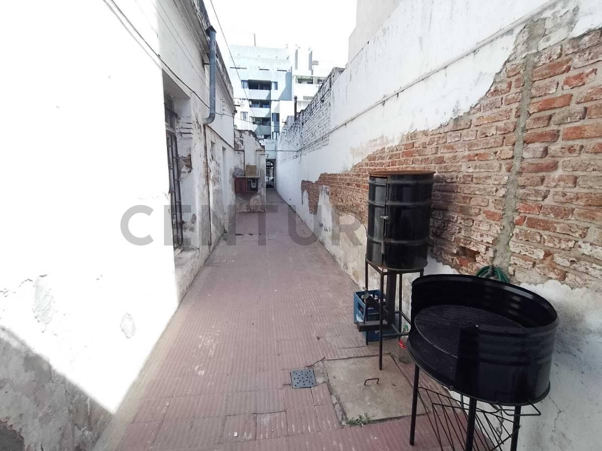 Oportunidad de Inversion en Alberdi 2