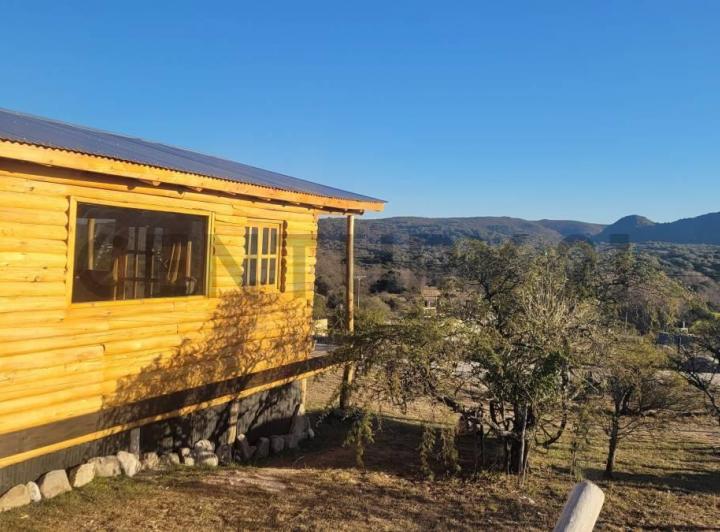 VENTA - Hermosa Cabaña en Sierras Chicas de Calamuchita - ESCRITURA 5