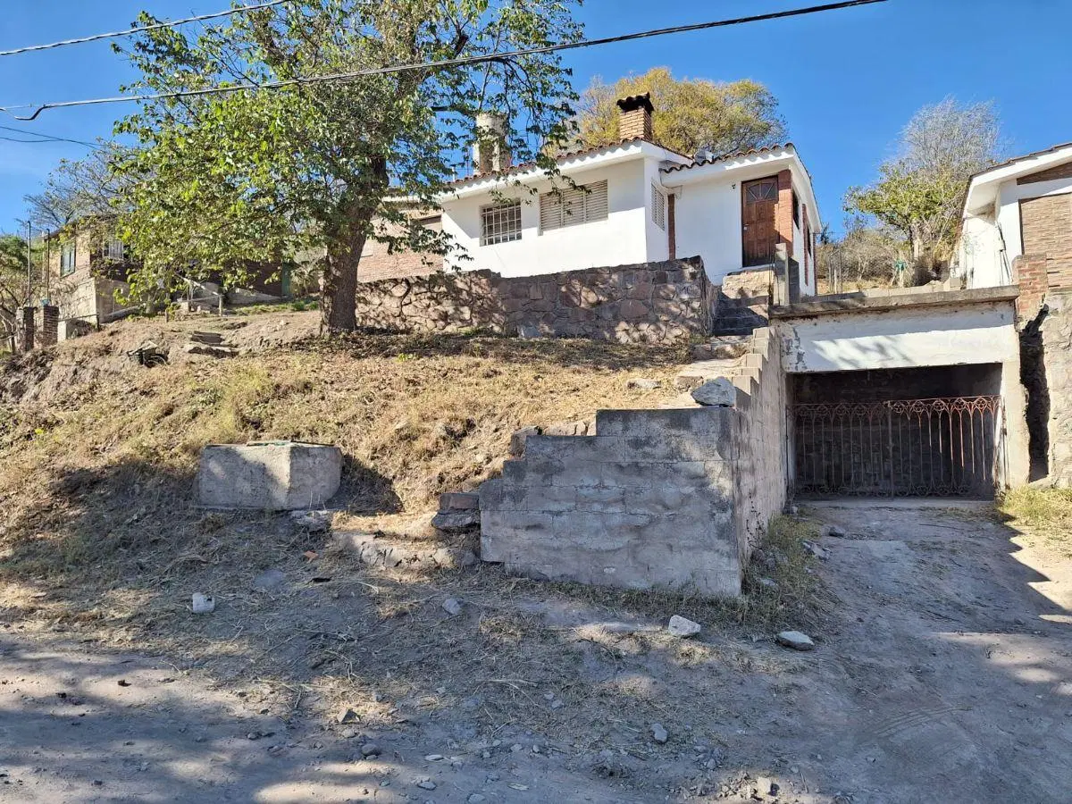 ALQUILER EN RÍO CEBALLOS - CALLE MOSCONI 1