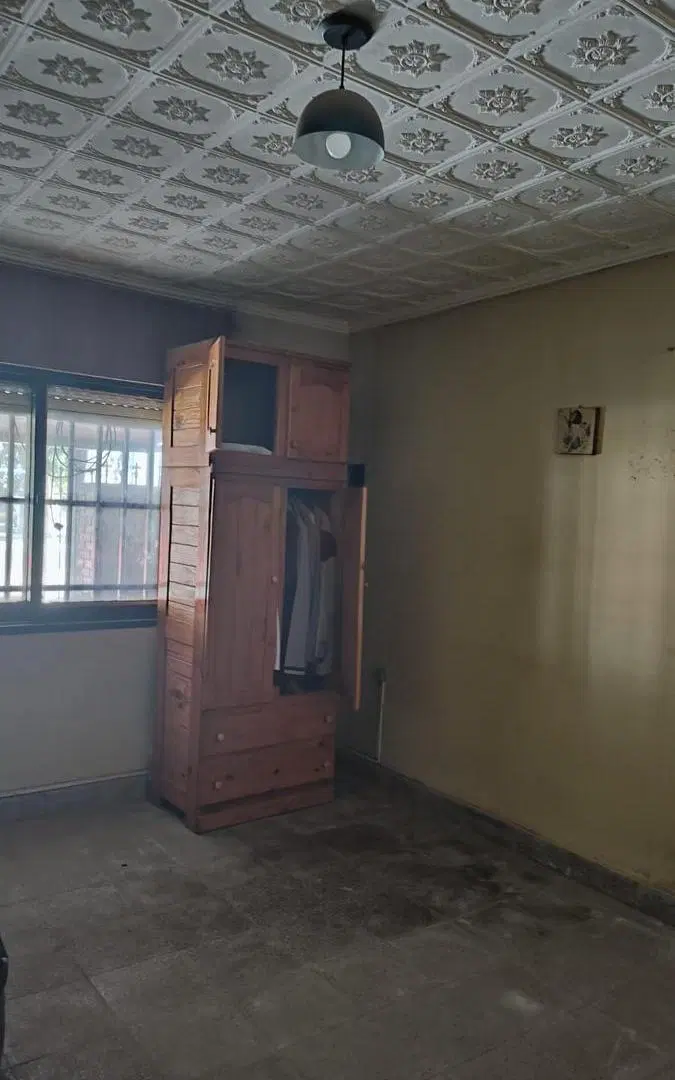 Casa A Refaccionar en Alejandro Carbo 4
