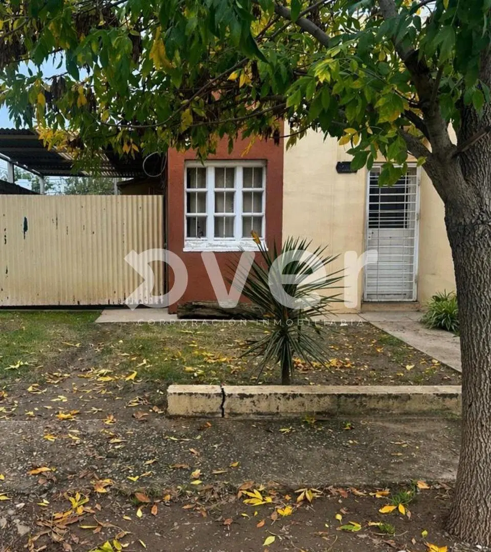 CASA EN VENTA B° LOS PLATANOS DE HORIZONTE 2 DORMITORIOS 2