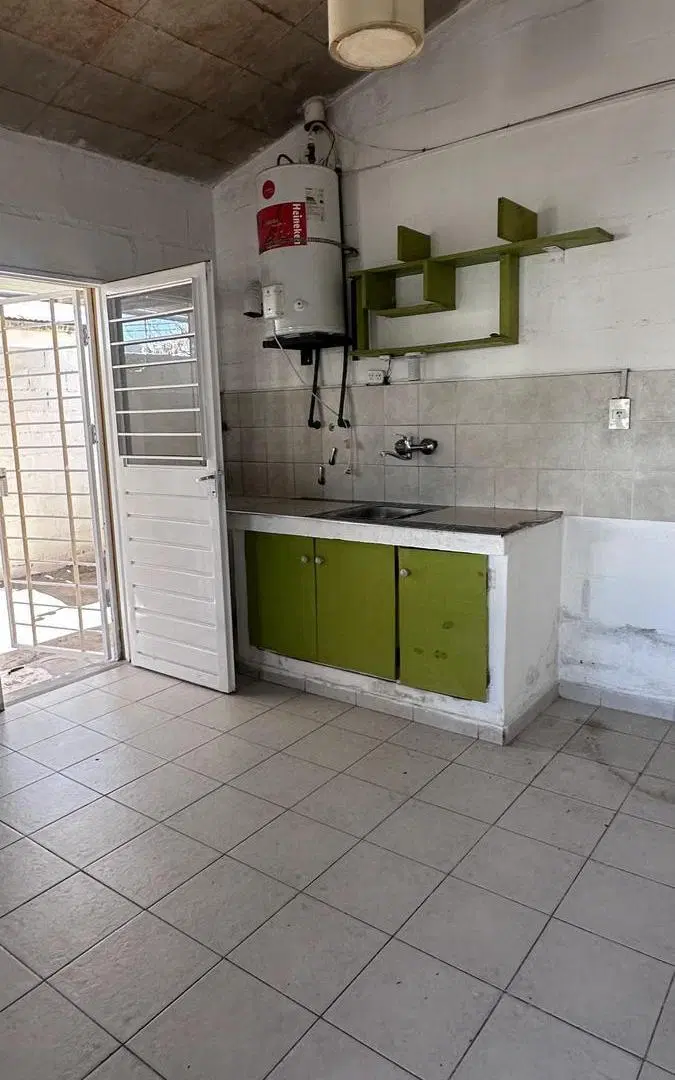 CASA EN VENTA 2 DORMITORIOS B° LOS PLATANOS DE HORIZONTE 100% CANCELADA 4