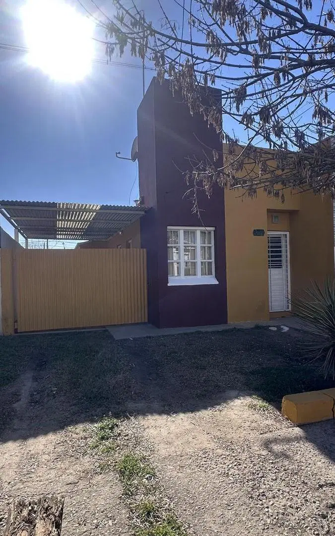 CASA EN VENTA 2 DORMITORIOS B° LOS PLATANOS DE HORIZONTE 100% CANCELADA 5
