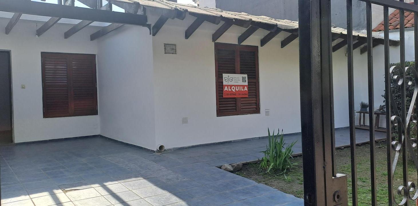 Foto de CASA 3 DORMITORIOS B° Los Quimicos (ARGUELLO NORTE ), imagen 4