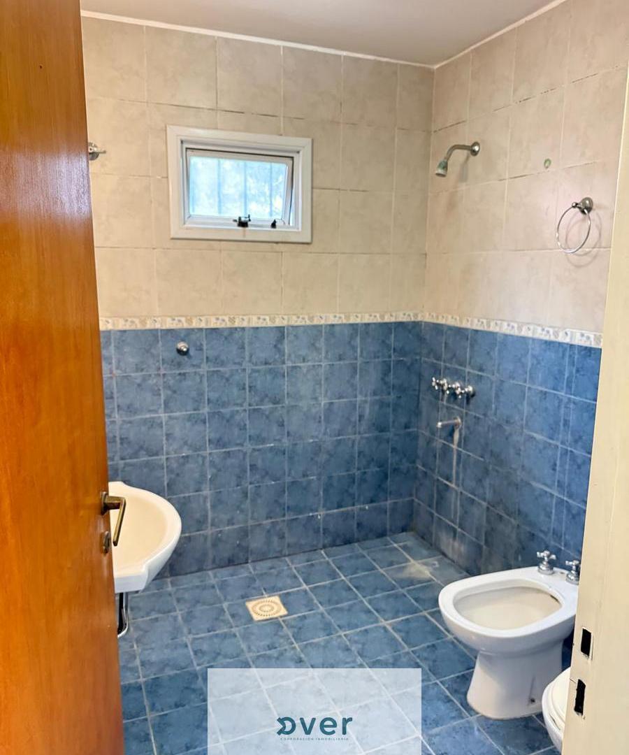 Foto de VENTA CASA 2 DORMITORIOS - VILLA PARQUE SANTA ANA - PROXIMO A ALTA, imagen 4