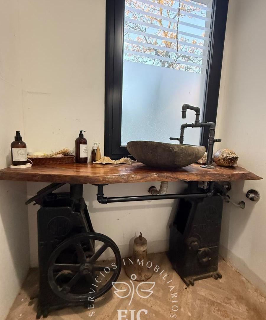 Foto de EN VENTA CASA DE 2 DORMITRIOS B° CORRAL DE BARRACAS -UNQUILLO -CBA, imagen 5