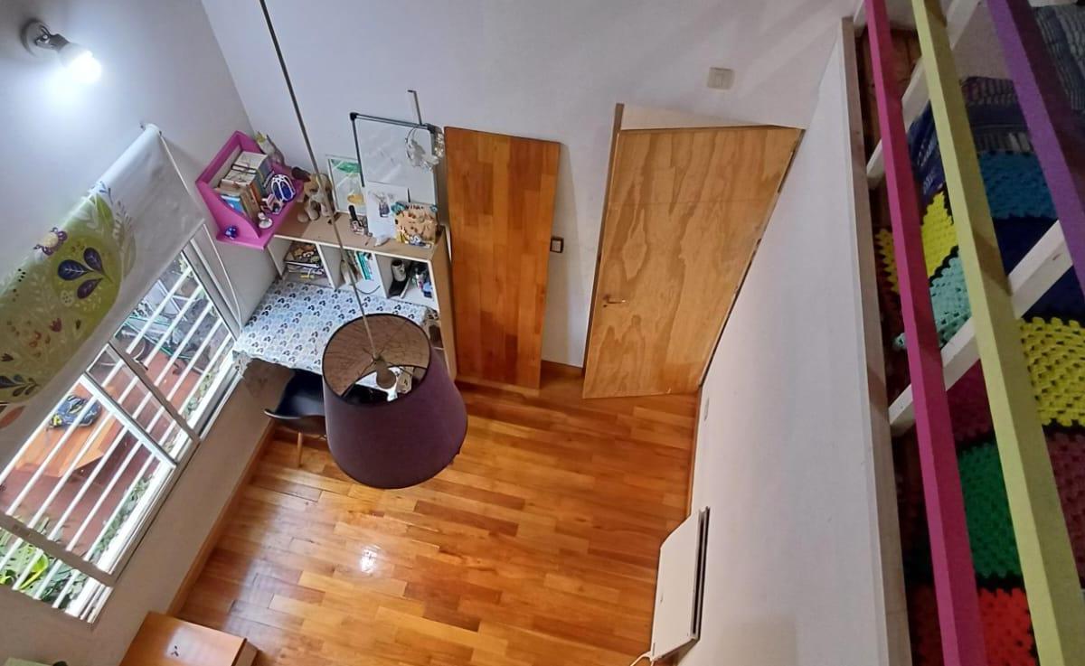 Casa en dos plantas 4 ambientes