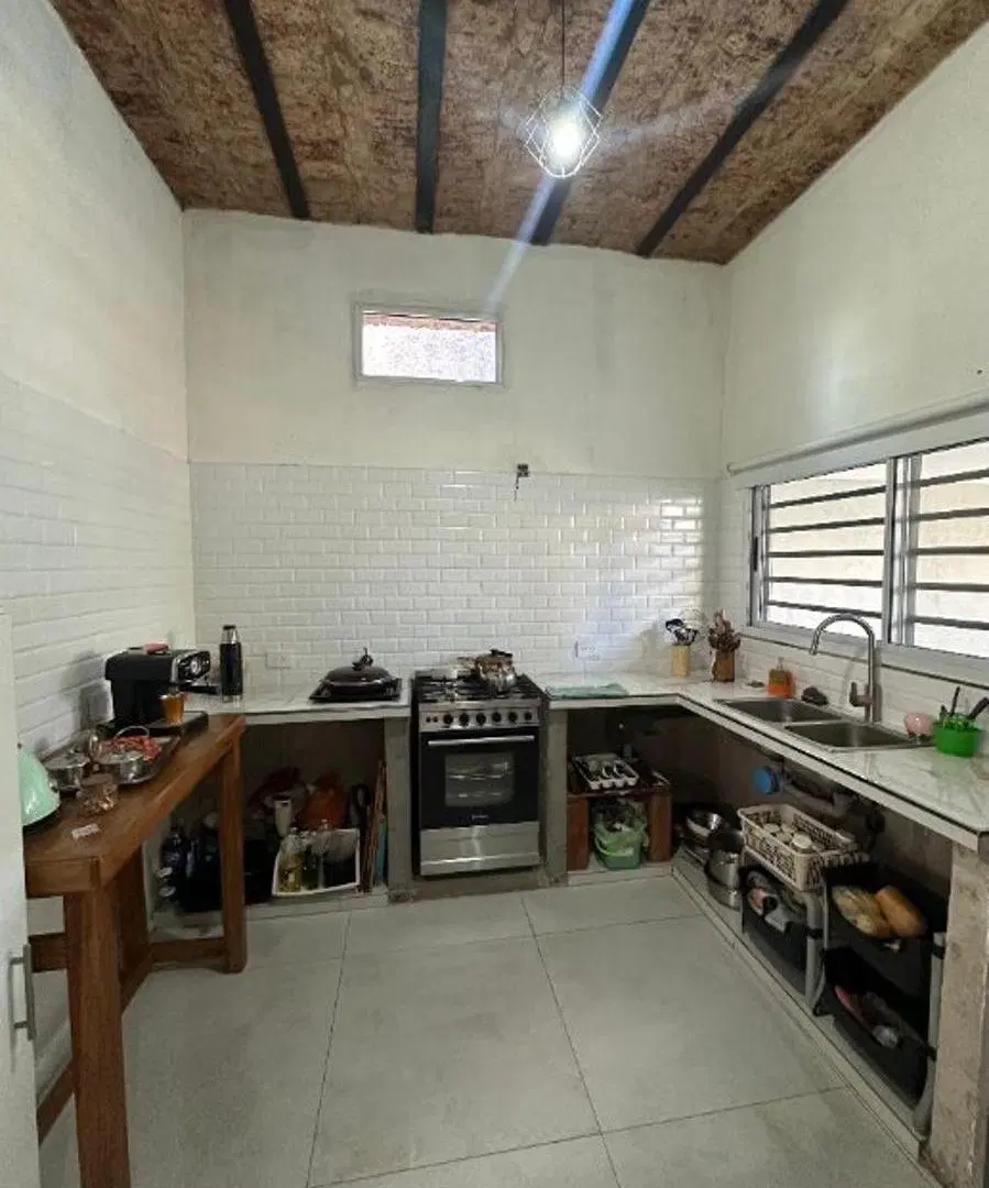 Casa 3 ambientes con garage 1