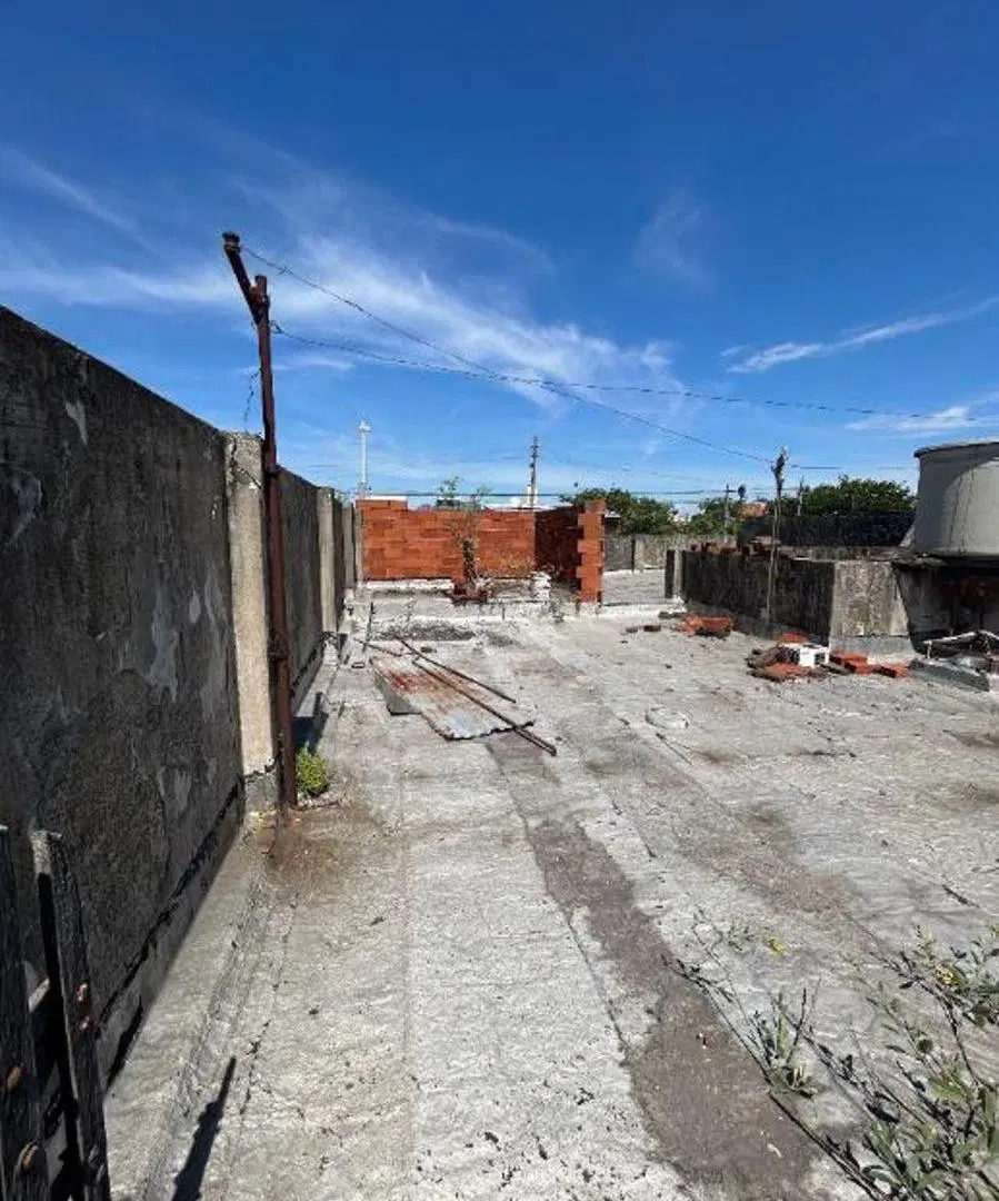Casa a refaccionar en Wilde 2