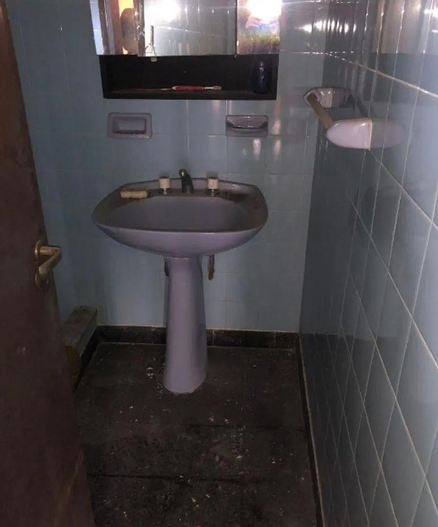 Casa 5 ambientes en 2 plantas en Avellaneda 8