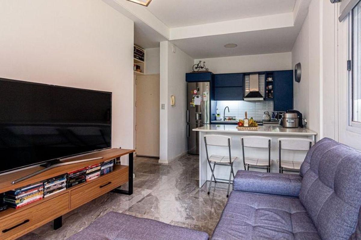 Departamento 2 ambientes, barrio privado
