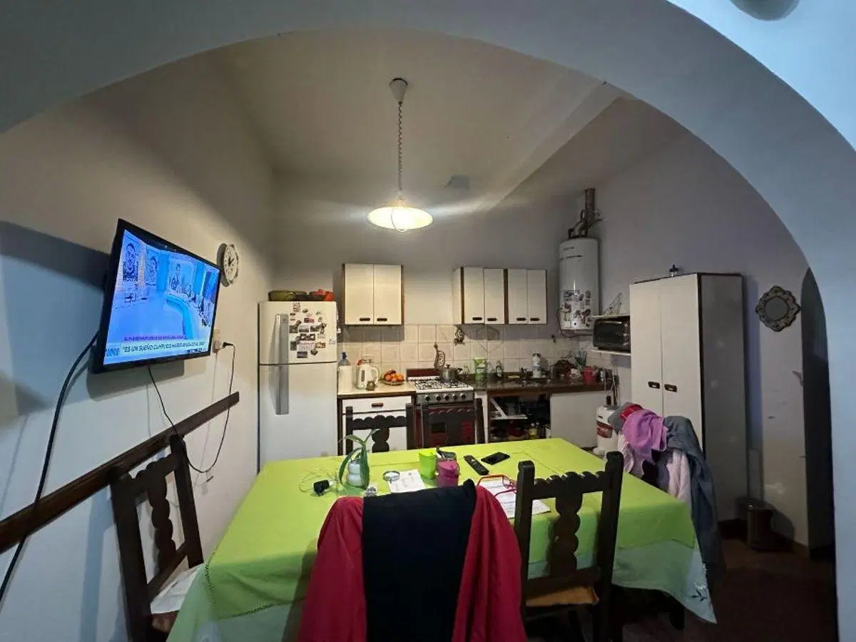 Departamento tipo casa 2 ambientes en Wilde 4