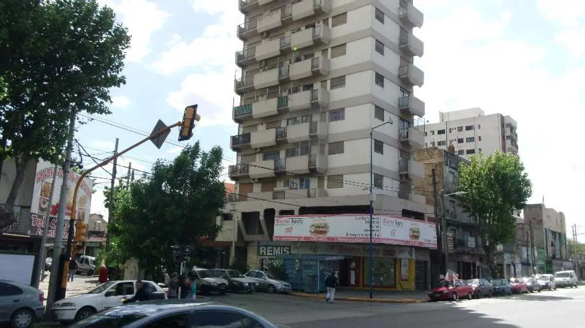 Departamento 2 ambientes en Sarandí 3