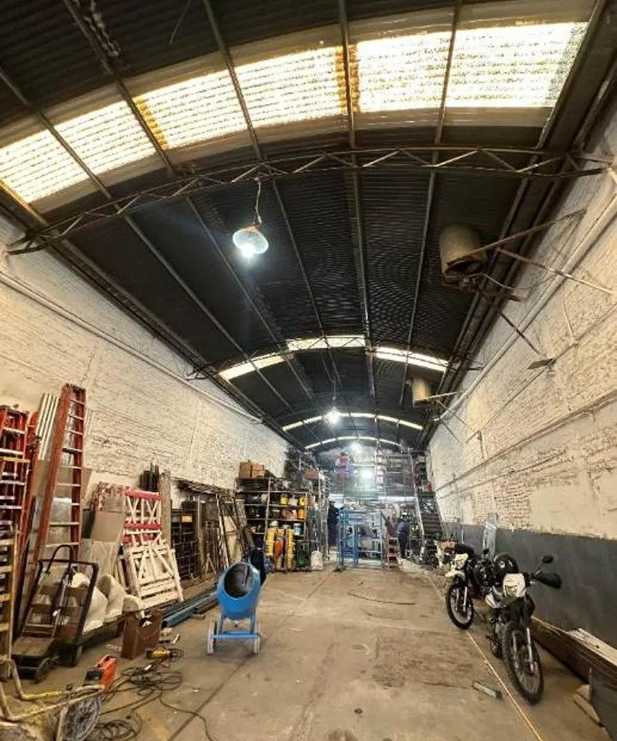 Galpón 450 metros en Piñeiro 1