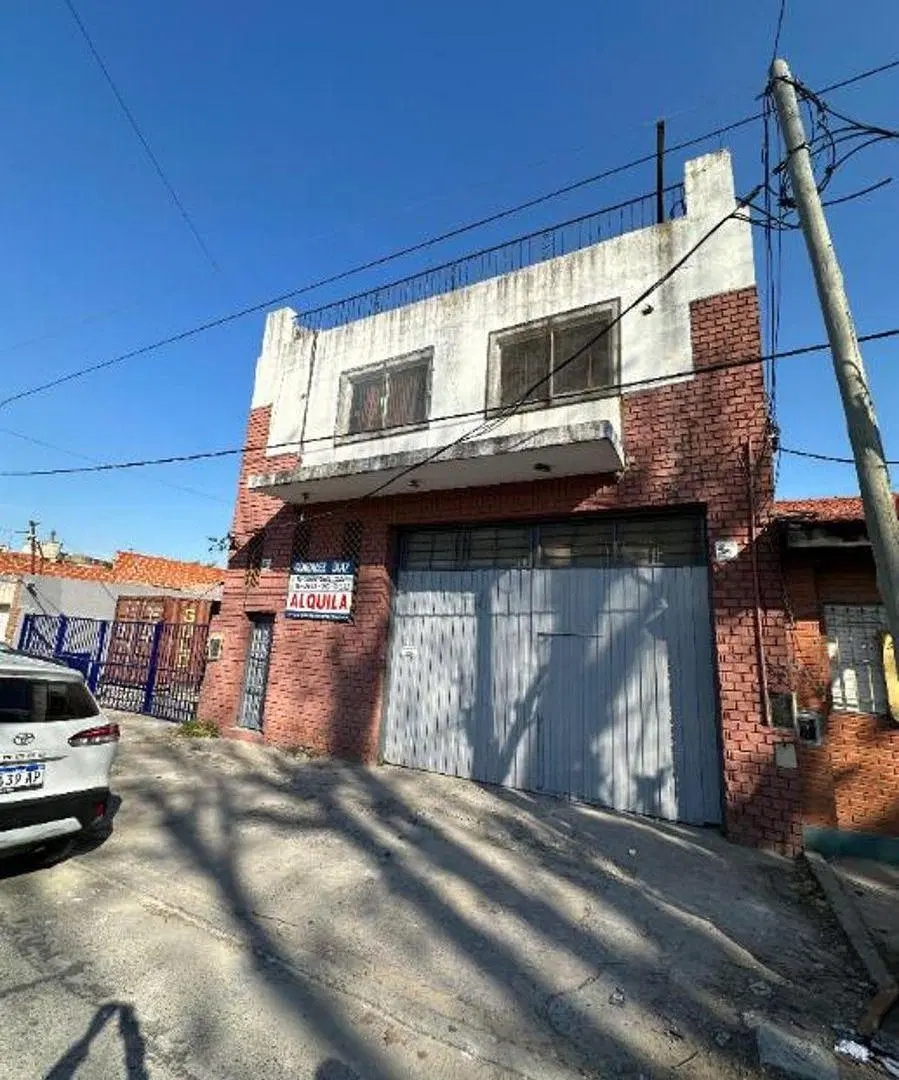 Galpón 450 metros en Piñeiro 3