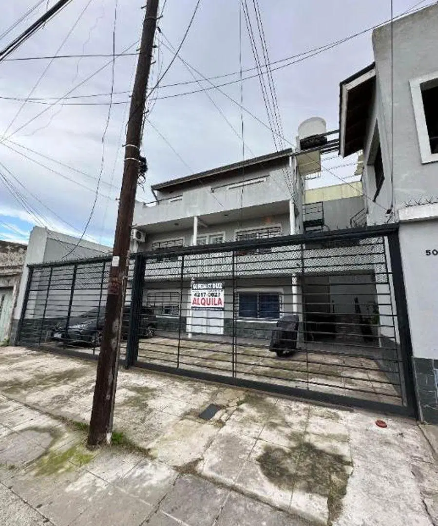 Departamento 2 ambientes con cochera descubierta 2
