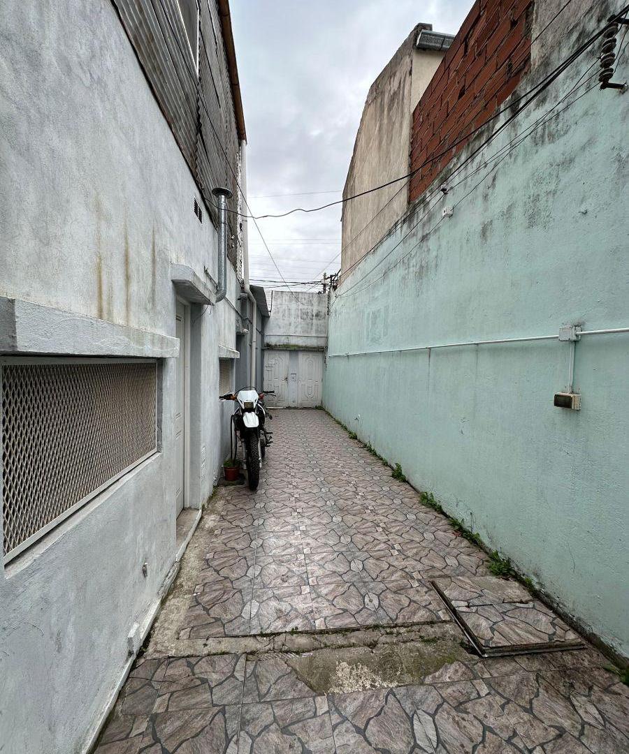 Foto de Galpón interno zona Wilde, imagen 3