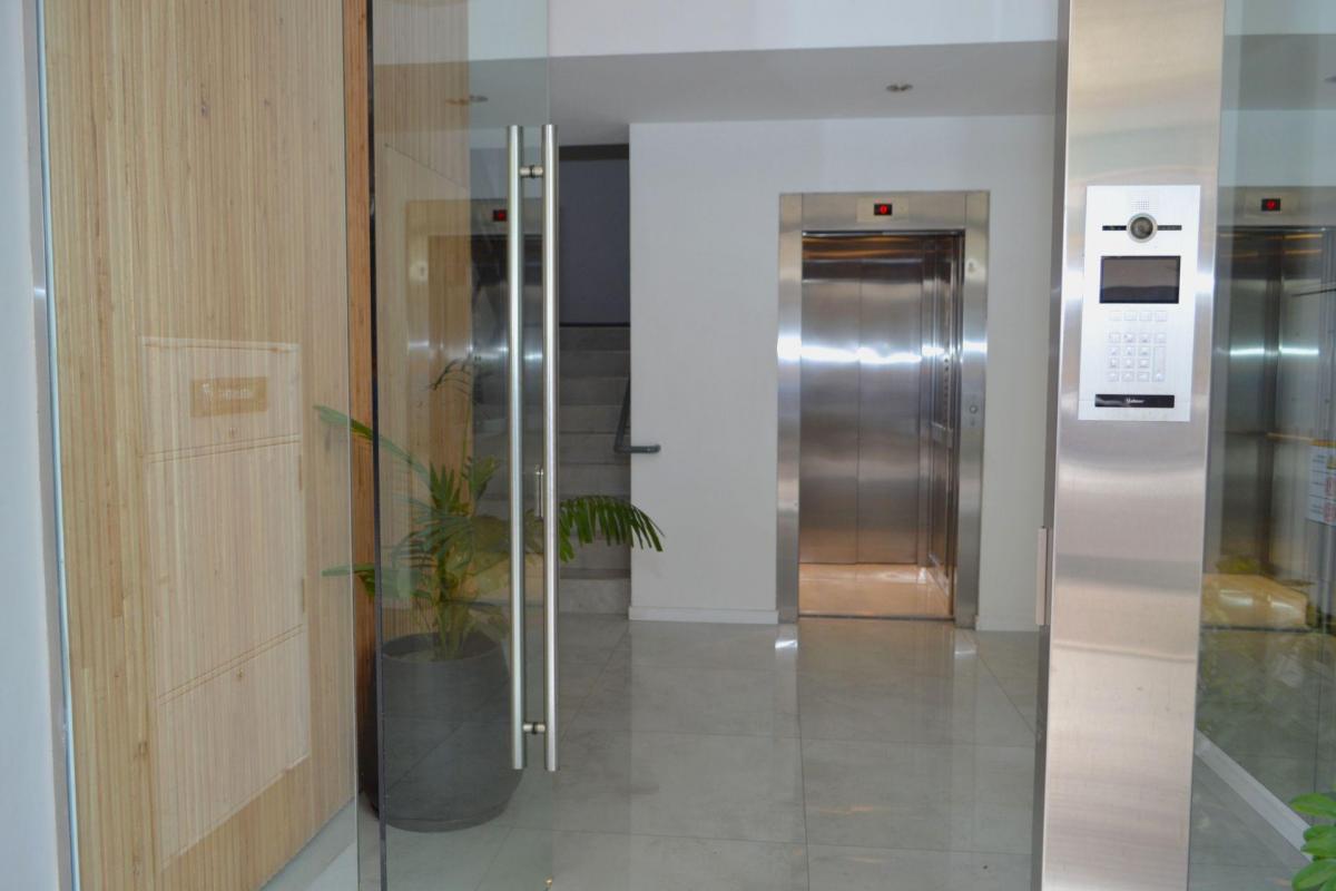 Venta Departamento 2 Ambientes a Estrenar. Liniers 3
