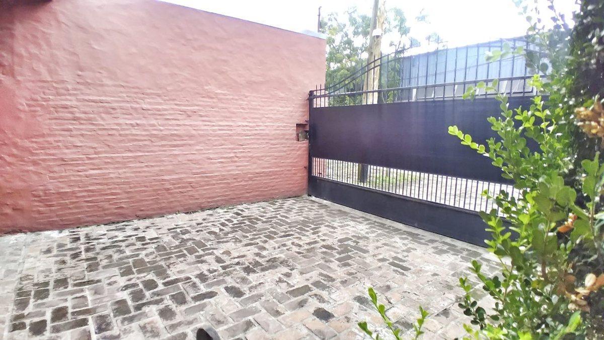 Venta Casa en 2 Plantas 6 Ambientes 4