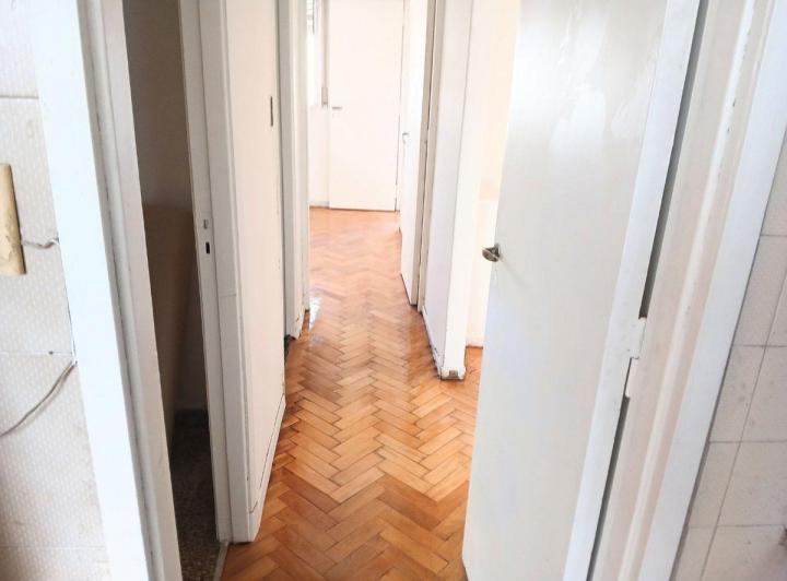 VENTA Departamento de 5 Ambientes en Flores 5