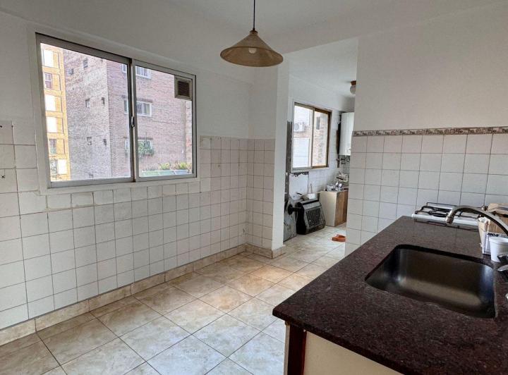 VENTA DEPARTAMENTO 4 AMBIENTES 2 BAÑOS LUGANO 5