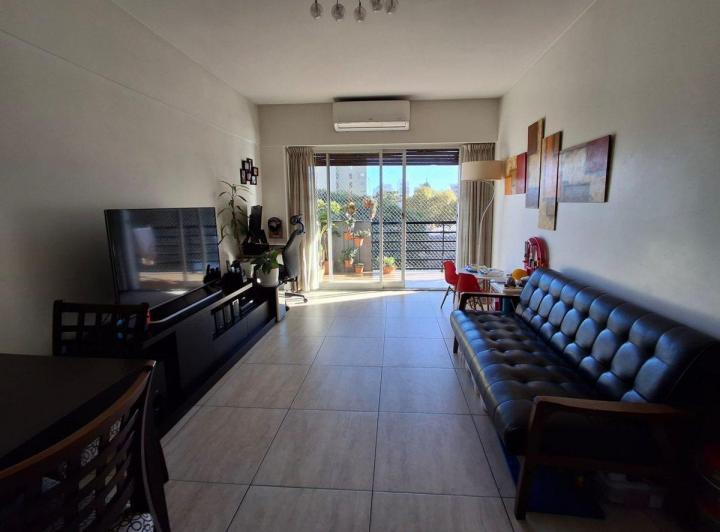 VENTA PARQUE AVELLANEDA 3 AMBIENTES BALCON CORRIDO 2