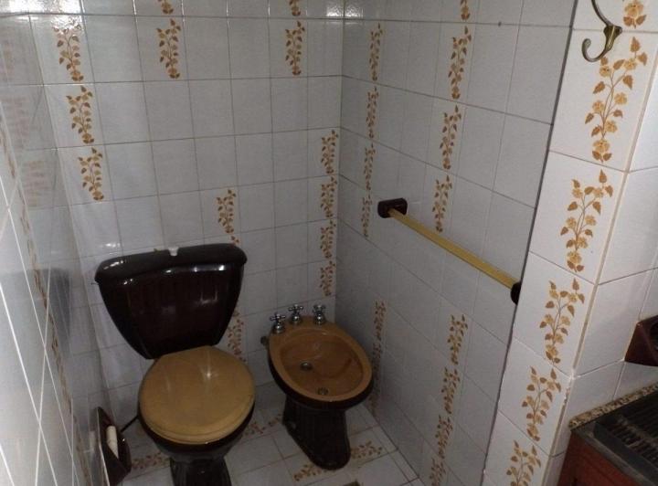 VENTA CASA MULTIFAMILIAR LOTE PROPIO CON 2 LOCALES 3
