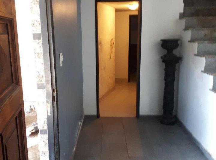 VENTA CASA MULTIFAMILIAR EN PARQUE AVELLANEDA 5