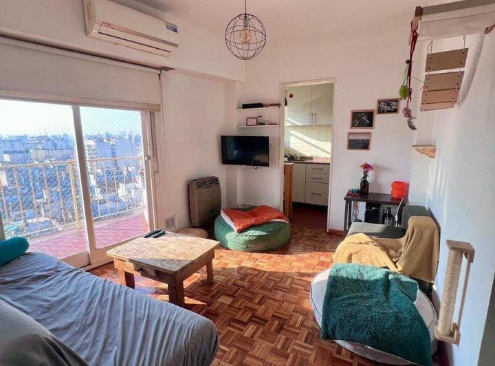 Departamento 3 ambientes Caballito balcon corrido 4