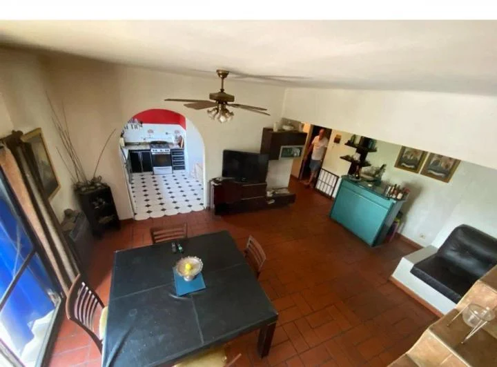 VENTA CASA IDEAL 2 FAMILIAS SALIDA A 2 AVENIDAS 5