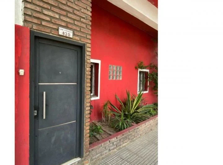 VENTA CASA IDEAL 2 FAMILIAS SALIDA A 2 AVENIDAS 2